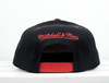 Czapka snapback Mitchell & Ness Chicago Bulls black / red - HWC Team Arch Snapback