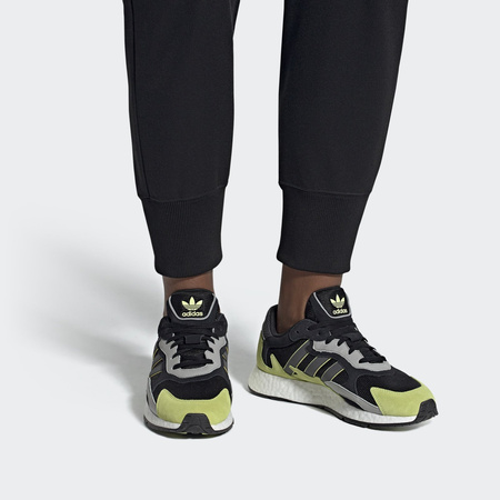 Buty adidas Tresc Run CORE BLACK / GREY FIVE / SEMI FROZEN YELLOW